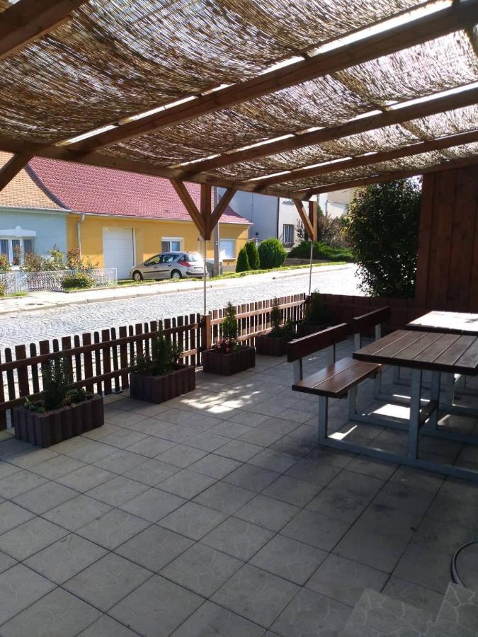 Apartmán U Sudu Kobylí Exterior foto